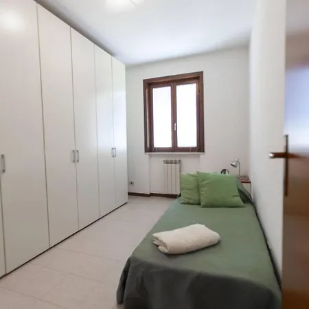 La Casa Gialla דירה *