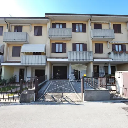 Appartement La Casa Gialla *